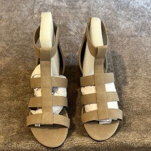 Massey’s Brand‎ Chic Tan Women's Sandals